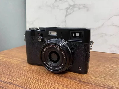 Fujifilm X100T 16.3MP Compact Digital Camera with 23mm f/2 Fixed Lens English - Image 1 of 4