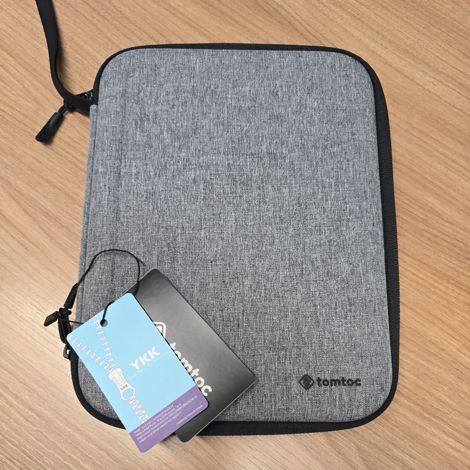 Tomtoc Portfolio Case for iPad Pro 12.9-inch - great condition! - Image 1 of 4