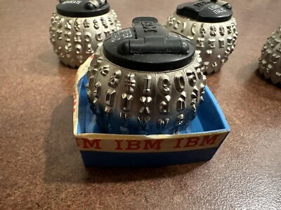 4 IBM TYPWRITER Advocate Light Italic 72 LETTER GOTHIC12 PITCH SELECTRIC - Image 1 of 3