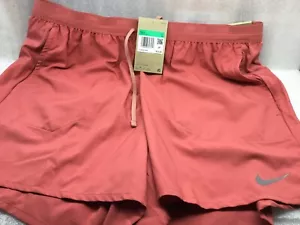 Pantaloncini NIKE RUNNING TRI-FIT 5” uomo XL DM4755-655 nuovi - Foto 1 di 11