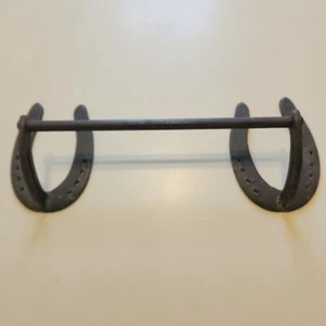 Vtg Wrought Iron Horeshoe Towel Rack Brown Rustic Hand Crafted 16 1/2" x 6" - Picture 1 of 8