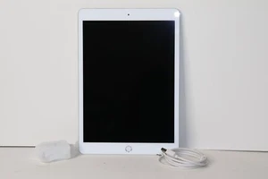 Apple iPad 8a generazione 32 GB grigio siderale modello A-2270 - Foto 1 di 2