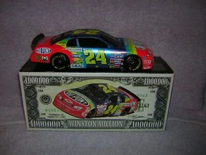 Jeff Gordon 1/24 scale black window bank diecast by action. And is mint. - Picture 1 of 1