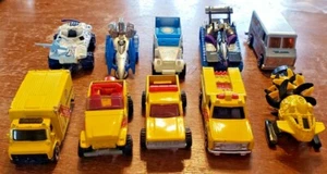 LOT OF 10 HOT WHEELS DIE CAST RESCUE EMERGENCY VEHICLES 1:64 SCALE SET 12 - Picture 1 of 8