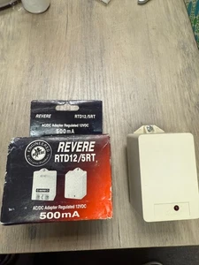 REVERE RTD12/5RT 12VDC Regulated 500mA Power Supply, w/ LED - Picture 1 of 5