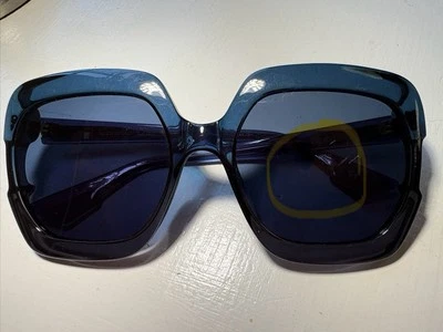 Christian Dior sunglass - Image 1 of 4