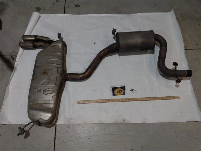2006 Audi A4 8PA Hatchback Rear Muffler Exhaust Section W/Resonator 1K0.120.AE Foto 1 de 4