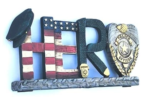 Héroe de policía oficial de policía aplicación de la ley 3D sombrero insignia letrero de escritorio nuevo 8 x 4 1/2 - Imagen 1 de 3