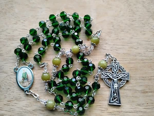 Emerald Green Crystal Connemara Marble Rosary St Patrick Medal Irish Celtic - Picture 1 of 7