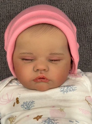 Muñeca bebé renacida realista Biracial Girl Foto 1 de 4
