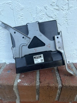 2015 TOYOTA CAMRY POWER MANAGEMENT CONTROL MODULE #89681-06050 OEM - Image 1 of 4