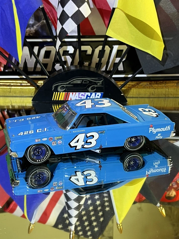 🔥Richard Petty #43 1967 Plymouth Belvedere GTX w/Original Box/Papers-RARE🔥🏁 - Image 1 of 4