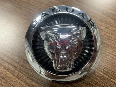 85MM Black & Silver Front Grill Emblem Badge JAGUAR Growler XE XF F-TYPE F-PACE - Image 1 of 4