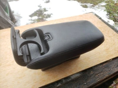 1998 至 2003 年 JAGUAR XJ8 CONSOLE ARMREST 杯架黑色 + 桶阅读 — 第 1/4 张图片