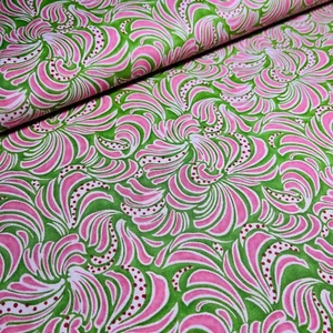 Moda Chez Mai fabric 115602 Sentimental Studios 1 YARD Modern Lily Floral Fabric - Picture 1 of 8