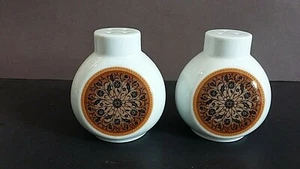 Noritake Dominica Salt & Pepper set - Picture 1 of 5