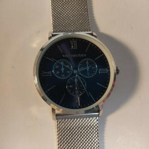 microbrand diver watch