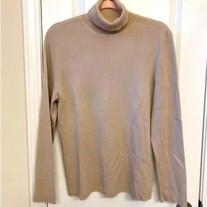 Ladies Beige Chico’s Turtleneck - Picture 1 of 3