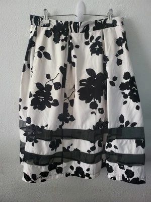 Итальянская винтажная черно-белая плиссированная юбка Rinascimento поколения X с цветочным рисунком L - Изображение 1 из 4