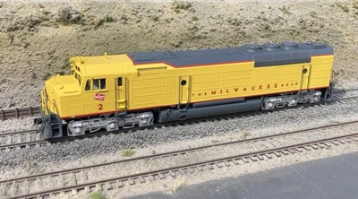 US Brass/Messing Overland/Ajin EMD FP45 Milwaukee Road DCC USA - Bild 1 von 4