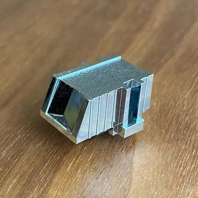 Initial Shure V15 Type III White text Mirror surface - Image 1 of 4