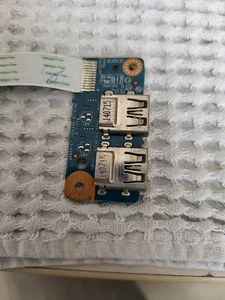 Hp 15r106nl usb Board notebook - Afbeelding 1 van 2