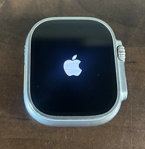 Apple Watch Ultra 2 49mm GPS + Cell Titanium Unlocked ***WATCH ONLY*** - Photo 1 sur 8
