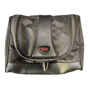 TUMI T2 Hanging Travel Kit Bag Zippered Hanging Travel Bag Toiletry Black - Picture 1 of 9