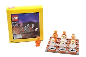 LEGO Tic Tac Toe 5008897 Astronaut Space Limited Edition VIP -Brand New & Sealed - Picture 1 of 5