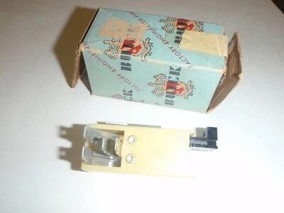 Новый из старых запасов переключатель управления муфтой кондиционера 1963 Buick Electra LeSabre Wildcat - Изображение 1 из 4