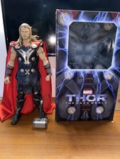 Marvel Neca Thor 1/4 Avengers Action Figure