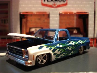 1979 CHEVROLET SCOTTSDALE SQUARE BODY LIMITED EDITION 1/64  CHROME WHEELS M2 - Image 1 of 4