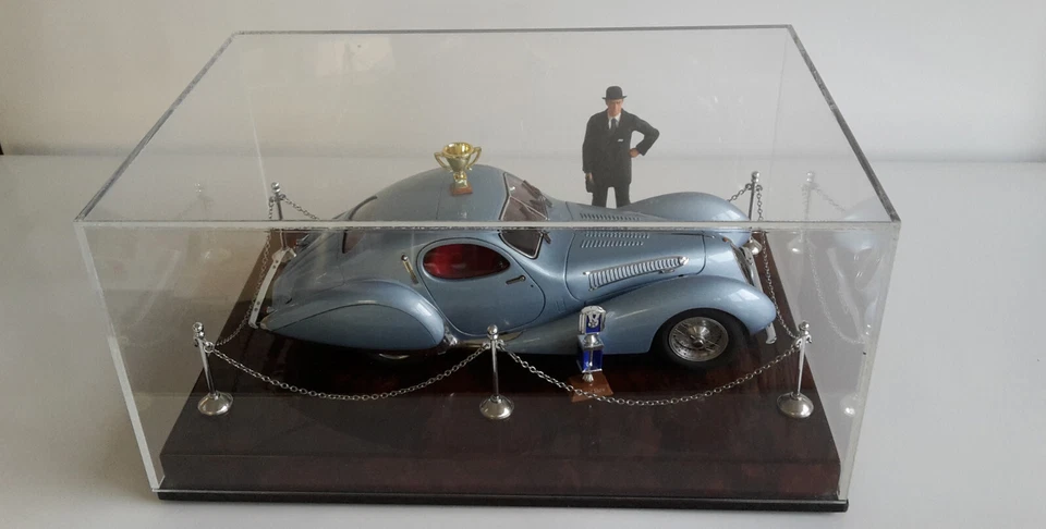 1/18 CMC Talbot Lago Coupé T150 C-SS Teardrop Exhibition Diorama CMC A-018 - Photo 1/4