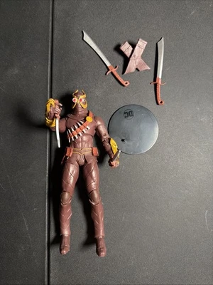 Figura McFarlane DC Multiverse Nightwing Vs Talon Owl Gold Label TALON 7" SOLAMENTE Foto 1 de 4