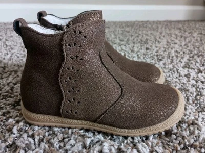 Bota L'amour Marla Festoneada Cuero Marrón Brillante Niñas Talla 7 Cremallera Boutique  Foto 1 de 4