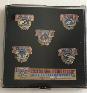 NASCAR Commemrartive 50th Anniversary 5 Piece Pinback Set - Bild 1 von 1