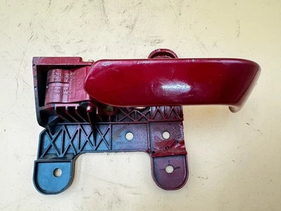 Front/Rear Left Red Interior Door Handle for Nissan TITAN 04-06 INFINITI QX56 - Image 1 of 4