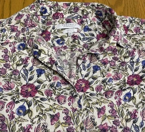 Camisa de moda Foxcroft sin arrugas en forma de 14P floral suave algodón manga larga - Imagen 1 de 7