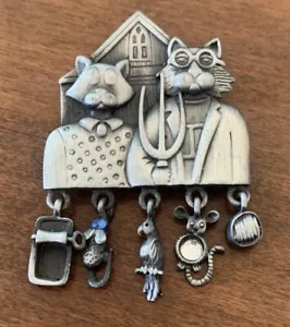 American Gothic Cat Brooch AJC - Picture 1 of 3