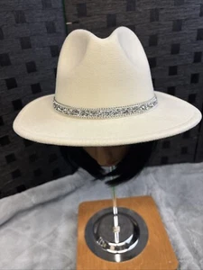 Womens Fedora Hat adj. string Off White One Size - Picture 1 of 7