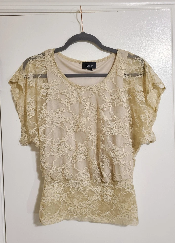IZ Byer Women's Ivory Beige Lace Blouse Butterfly Sleeves | S | Dress Shirt - Image 1 of 1