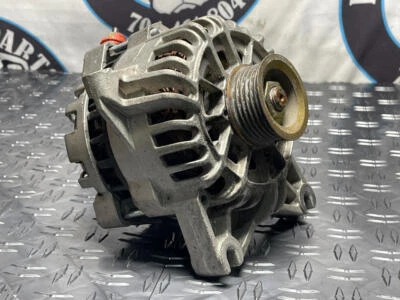 Alternador y polea Ford Mustang GT 1999-04 4,6 2 V Foto 1 de 4
