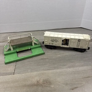 Lionel 3472 Automatic Refrigerator Milk Car w/ 3462P Platform O Gauge - Picture 1 of 10