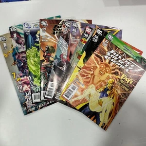 Justice Society Of America lotto di 10 (1,42,44,45,46,47,48,50,51) e 1 JSA Spec - Foto 1 di 24