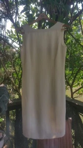 B MOSS OFF WHITE SLEEVELESS DRESS~SIZE 4 - Picture 1 of 2