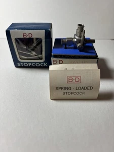 2 B-D 5031MS DREIWEGE ABSPERRHAHN CHIRURGISCHER HAUSTETCOCK 3-WEGE ABSCHALTUNG NEU - Bild 1 von 6