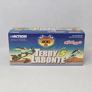 Terry Labonte #5 Kellogg's/Looney Tunes NASCAR Diecast 2001 Chevy Monte Carlo. - Picture 1 of 12