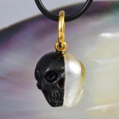 Skull IN Süd See Perle Anhänger Geschnitzter Lila Muschel Vermeil Sterling 5.53g - Bild 1 von 4