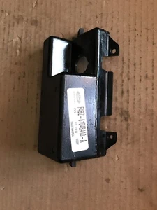F4BZ-61048A10-A New OEM Ford Cover F4BZ61048A10A - Picture 1 of 12