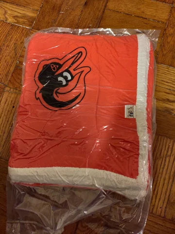 Baltimore Orioles Sherpa Blanket - Game Giveaway 9/21/19 - New in Packaging Cover